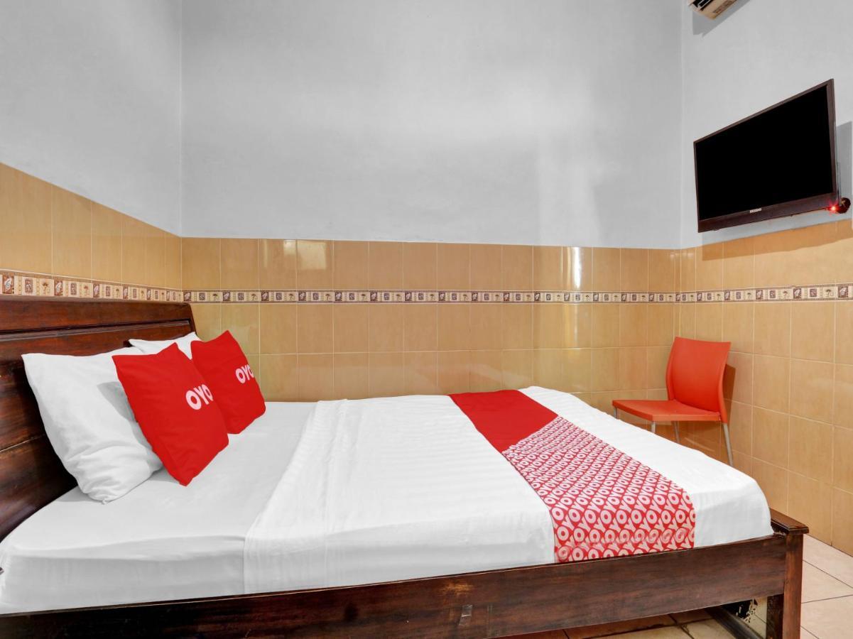 Oyo 90695 Srikandi Nologaten Hotel Yogyakarta Exterior photo